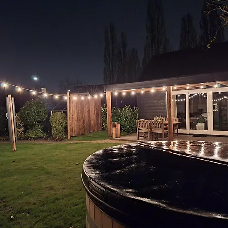 In De Bocht - Hottub Sauna