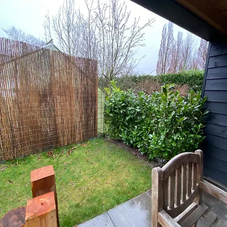 In De Bocht - Hottub Sauna Holiday home Gemonde