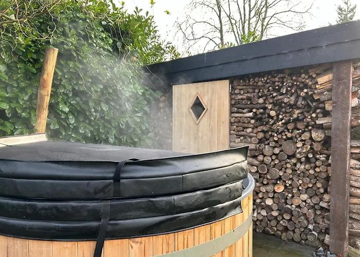 Holiday home In De Bocht - Hottub Sauna *
