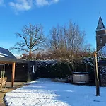 Dom wakacyjny In De Bocht - Hottub Sauna Gemonde