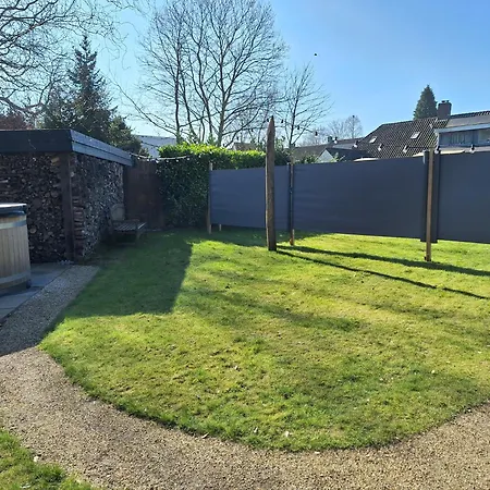 In De Bocht - Hottub Sauna Tatil Evi *